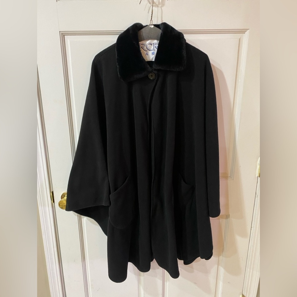 Batwing fleece poncho